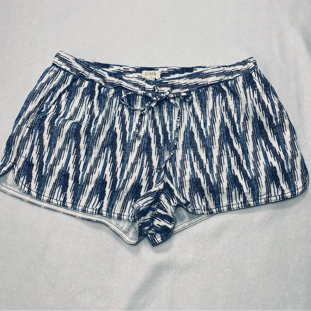 J.Crew Blue & White Chevron Drawstring Linen Blend Shorties Size M #1102